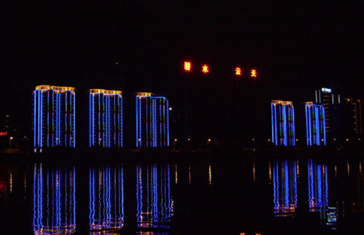 照明工程创新：绿色光源照亮城市