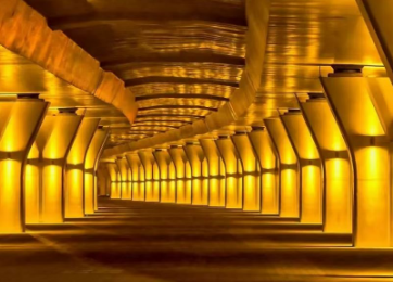 照明工程为历史建筑披上璀璨新装